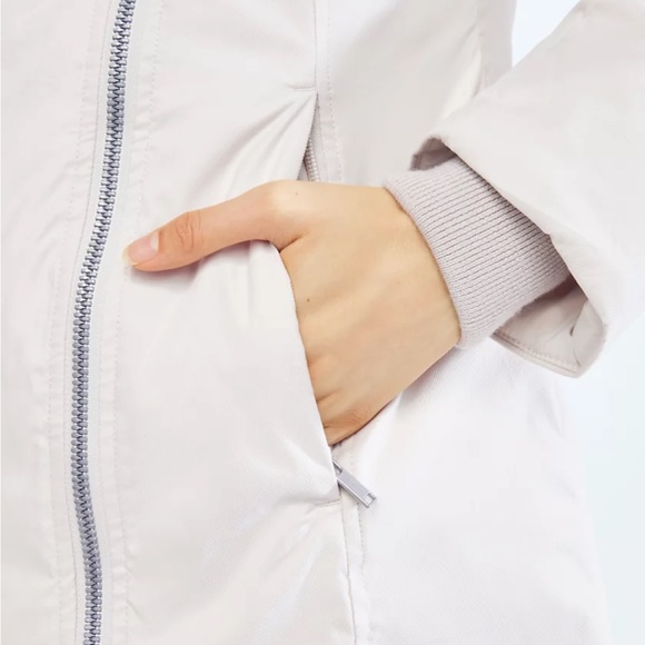 Aritzia - Babaton, St. Moritz Parka - Picture 15 of 15